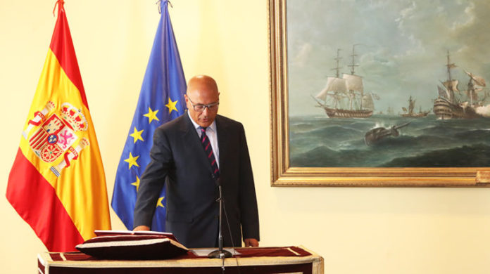 Ángel Olivares