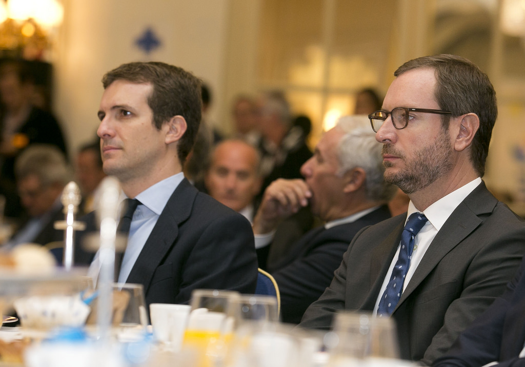 Casado