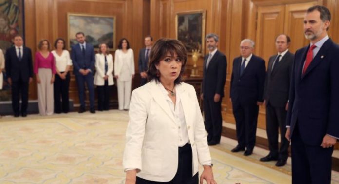 Ministra justicia dimision