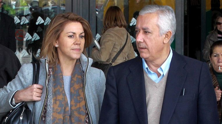 Cospedal y Arenas, del amor al odio extremo dentro del PP