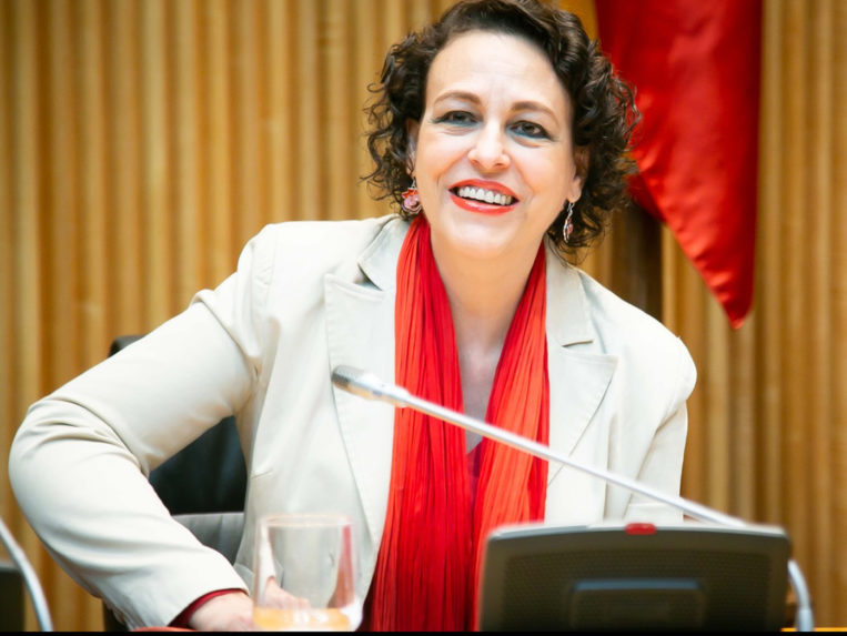 El adelanto electoral finiquita diez medidas estrella de la izquierda 3 Moncloa inmigrantes Ceuta