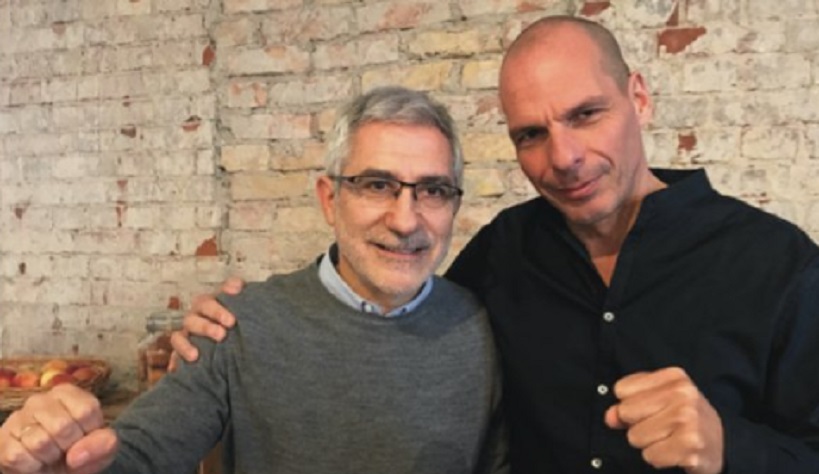 Gaspar Llamazares, excoordinador de IU y Yanis Varoufakis, exministro de Finanzas griego
