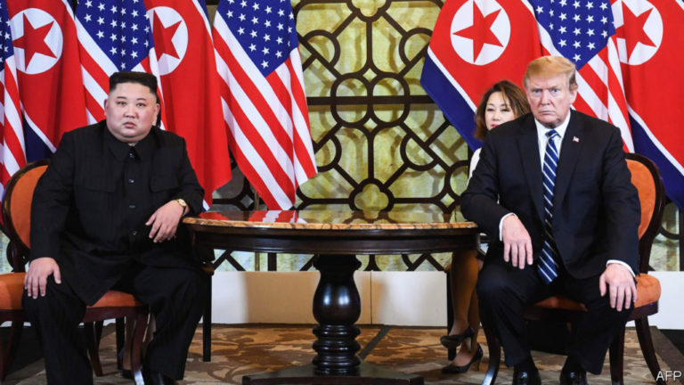 España vincula el asalto de la embajada con el fin abrupto de la cumbre entre Trump y Kim