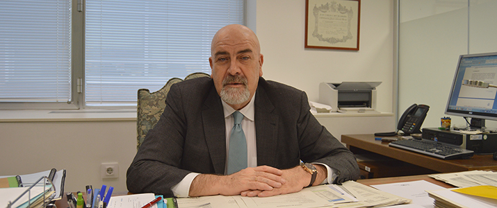 La Administración requirió veinte informes sobre contratos opacos sin resultado