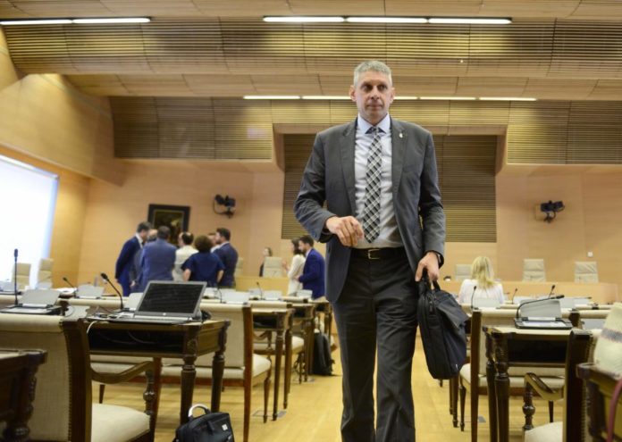 Interior Podemos Fuentes Gago