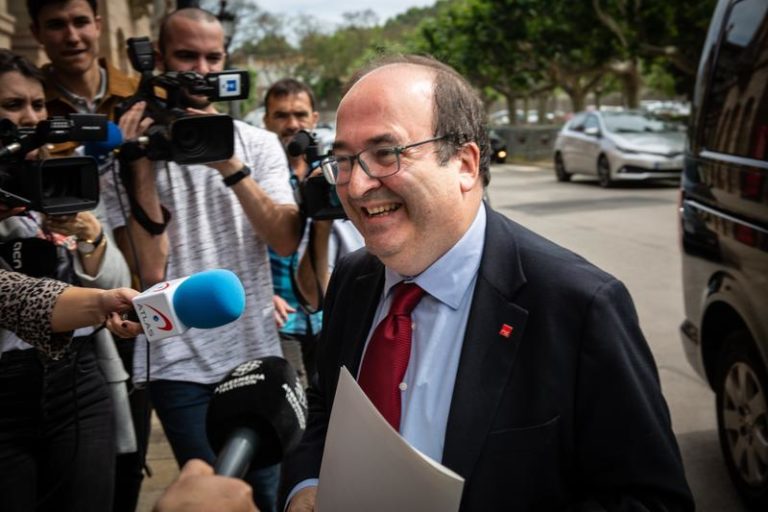 Iceta presidirá el Senado y seguirá al frente del PSC