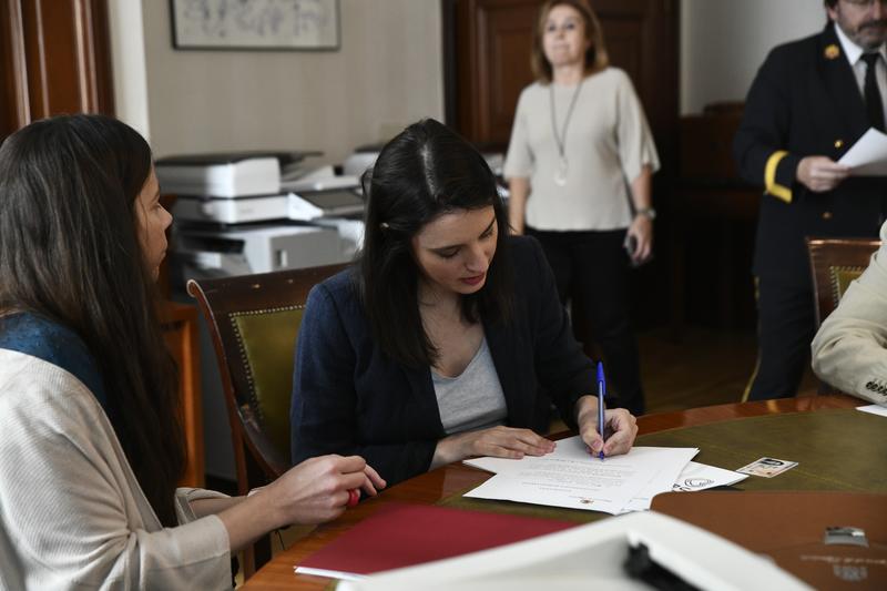 Podemos no da por rotas las negociaciones