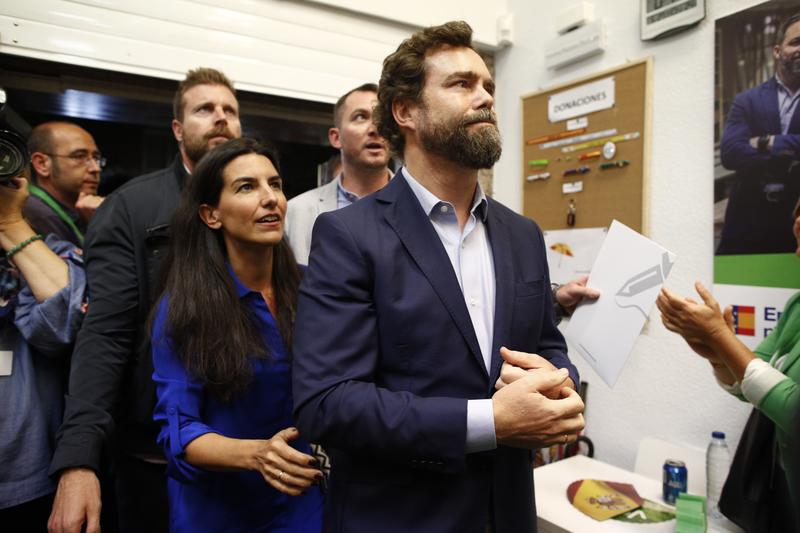 El PP emplaza formalmente a Cs y Vox a una reunión 2 Moncloa Vox