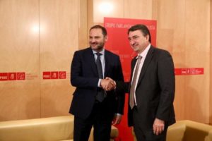 El PNV recuerda al PSOE que su apoyo a la investidura no está asegurado 1 Moncloa votos PNV investidura