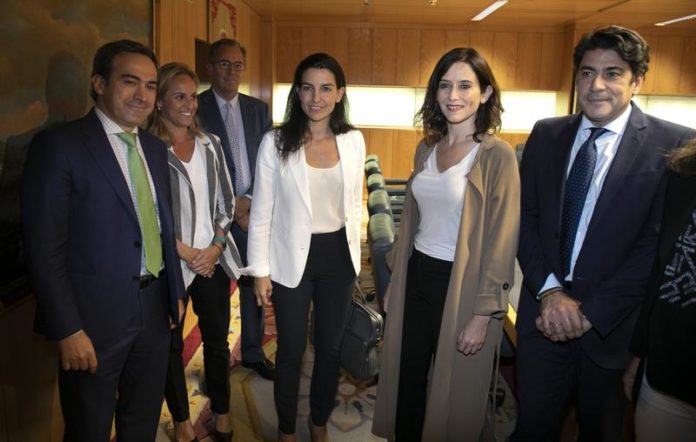 Divorcio Vox y PP
