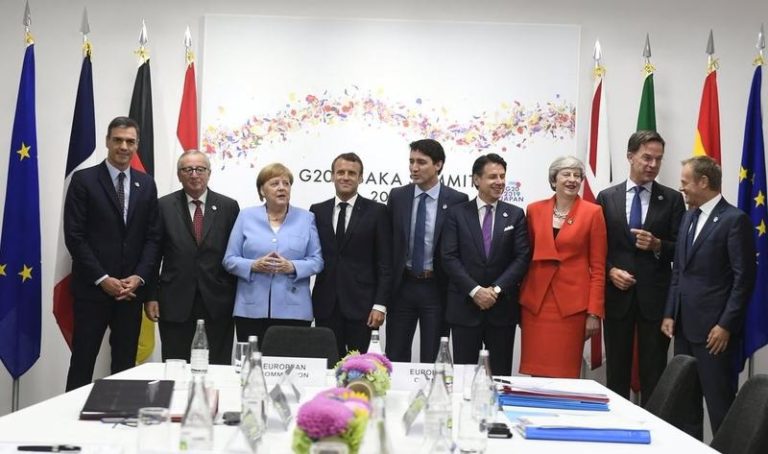 Sánchez habla con Tusk sobre el reparto en la UE antes de la reunión del G20