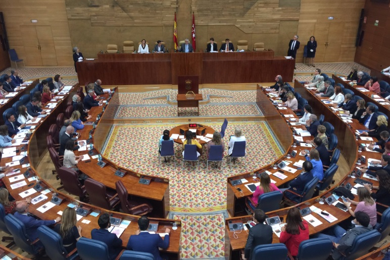 Más Madrid, Podemos, Vox... todos los conflictos por no entrar en las Mesas de los parlamentos 1 Moncloa Asamblea Madrid parlamentos