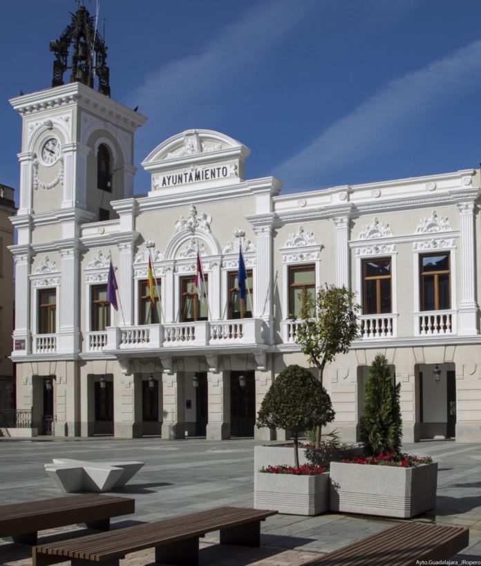 Cs y PSOE pactan Alcaldias