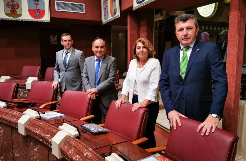 Los gobiernos autonómicos y municipales que dependen de Vox 2 Moncloa Murcia Vox