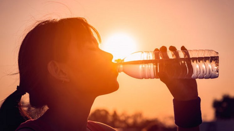 Así fueron las últimas olas de calor en España 4 Moncloa agua Moncloa