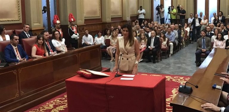 Cs expulsa a dos concejales de Santa Cruz de Tenerife por apoyar a la candidata socialista