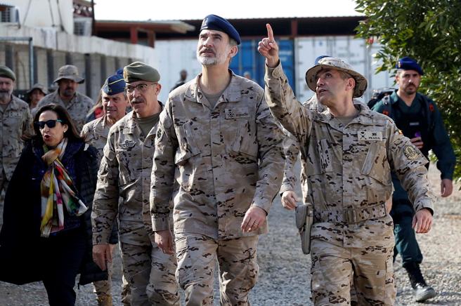 Las otras visitas del rey a instalaciones militares sin los incidentes de Talarn 5 Moncloa bagdad Moncloa