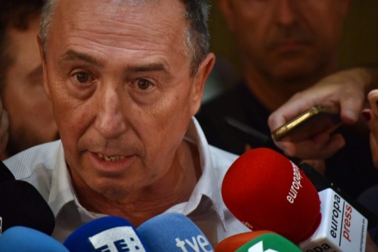 Compromís pide a PSOE y UP que hablen de una «puñetera vez»