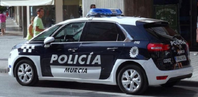 Detenido en Murcia un hombre por amenazar de muerte a su esposa
