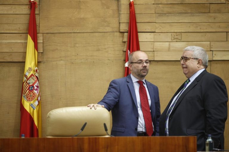 El presidente de la Asamblea de Madrid reanuda los contactos para la investidura de Ayuso