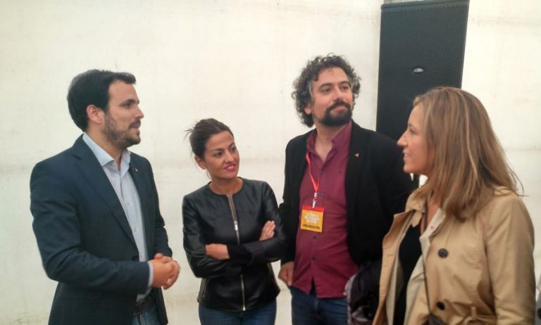 Garzón tiende la mano al PSOE y pide «un último esfuerzo»