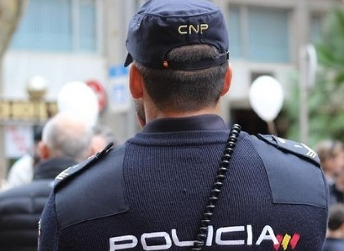 La Policía Nacional detiene en Torrevieja a un gabonés fugado de un cuartel en Turín
