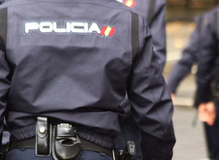 La Policía Nacional detiene a un hombre en Madrid por robar dinero a ancianos