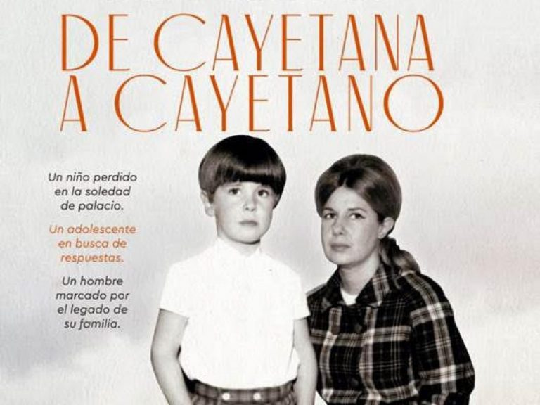 Cayetano Martínez de Irujo presentó su libro donde expone su vida al público
