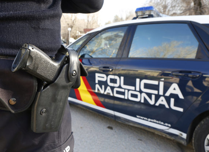 Detenida una mujer por pedir a un amigo más de 1000 euros para no denunciarle por violación