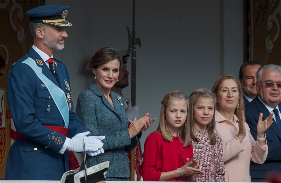 La Familia Real, en la Fiesta del doce de octubre en los últimos años 4 Moncloa Familia Real