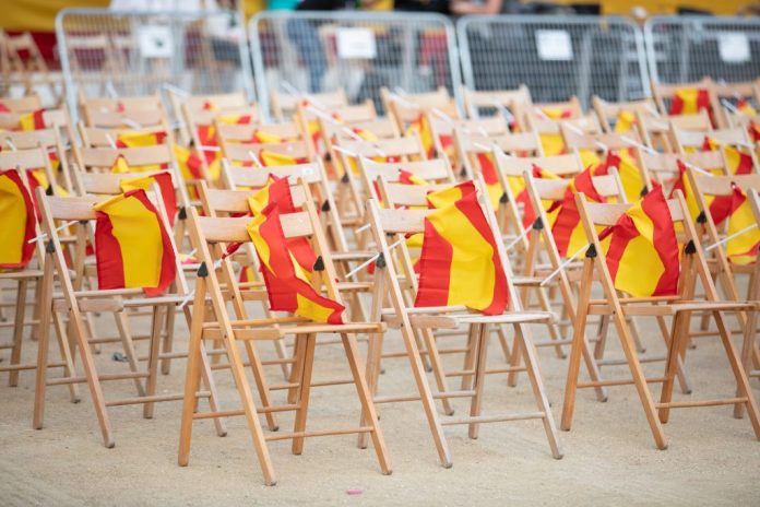 España