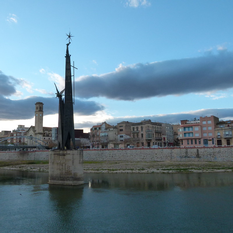 La larga herencia de Franco por toda España: estatuas, calles y pueblos 4 Moncloa Batalle del Ebro