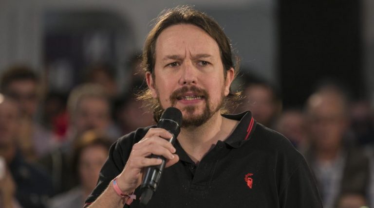 Iglesias piensa que Sánchez quiere pactar con PP para aplicar recortes