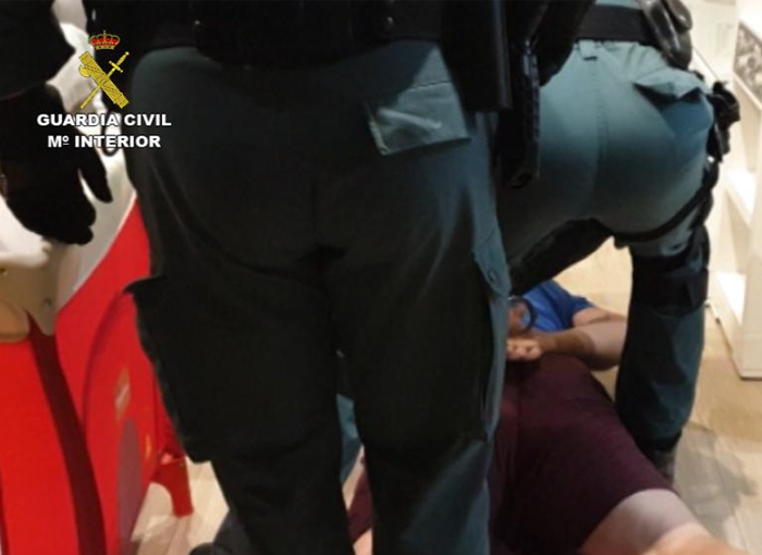 Una organización internacional de tráfico de hachís es desmantelada por parte de la Guardia Civil