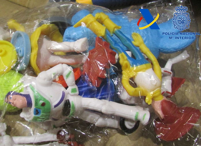 Intervenidos en Fuenlabrada 65.000 juguetes falsificados