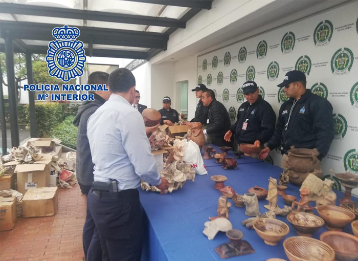 La Policía Nacional interviene en Madrid una máscara de oro de Tumaco expoliada en Colombia