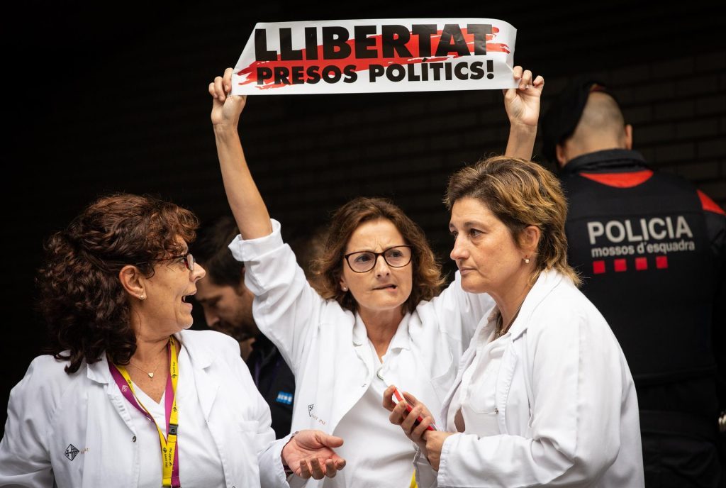 El amargo día de Sánchez en Barcelona: entre abucheos y reproches 1 Moncloa protestas Moncloa