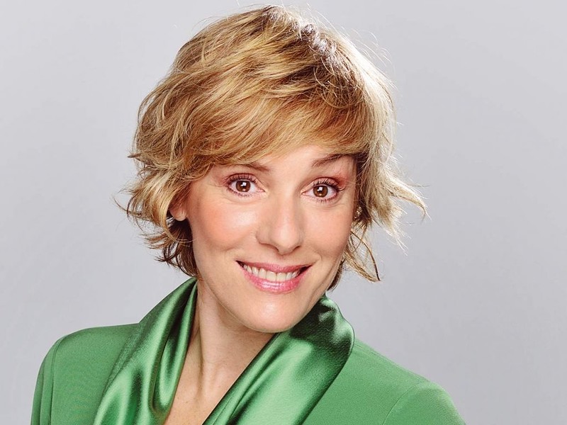 Vox se enzarza por Twitter con Rosalía, la última artista en posicionarse políticamente 3 Moncloa Anabel Alonso