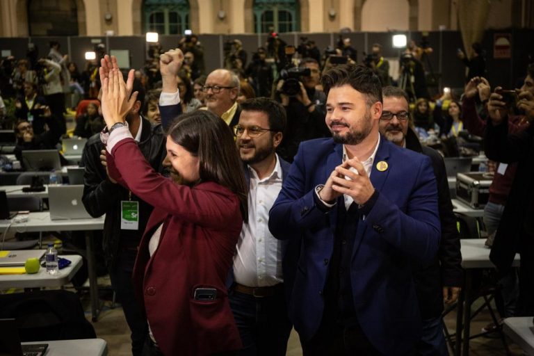 ERC insiste en un diálogo entre gobiernos, «de igual a igual»