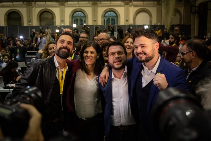 ERC militancia acuerdo investidura