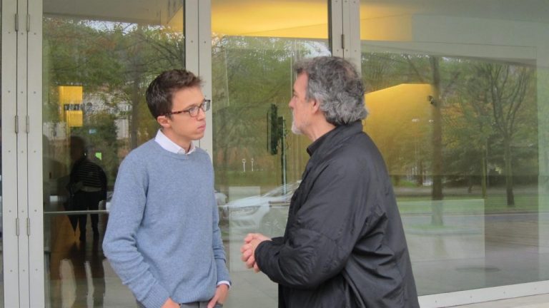 Errejón asocia la última agresión racista al discurso «de odio» de Vox