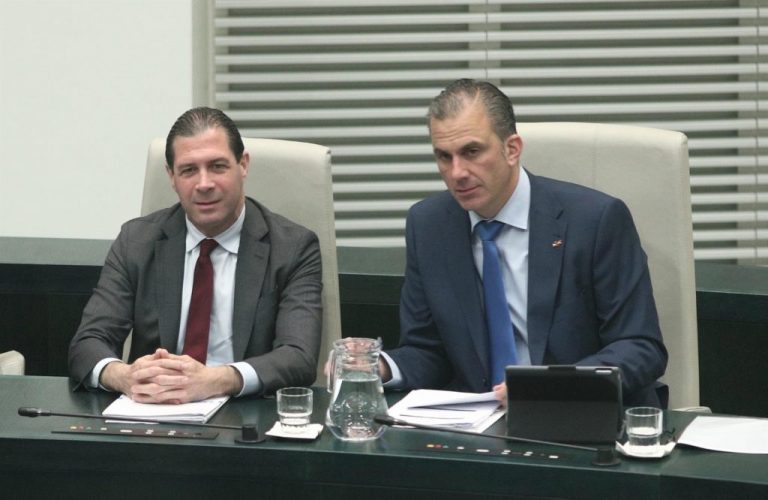 Ortega Smith se considera víctima de un «escrache» de Nadia Otmani