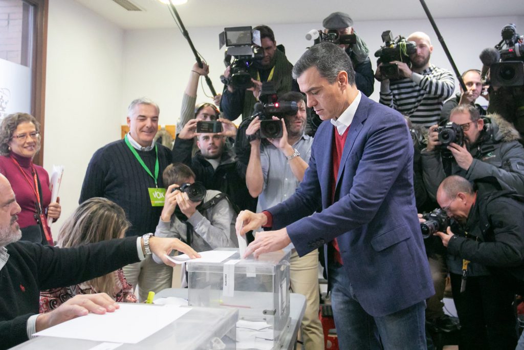 Sanchez vota