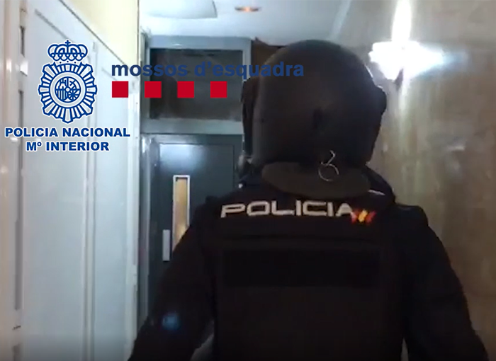 Barcelona: 7 detenidos por el robo de más de 2 millones de euros en joyas 1 Moncloa Siete butroneros son arrestados en Barcelona por robo de joyas