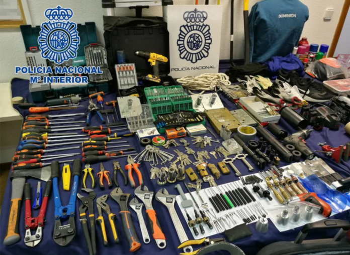 La Policía Nacional detiene en Madrid a los seis miembros de un grupo de butroneros
