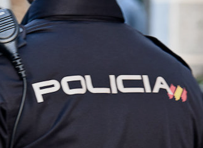 Castellón: Liberada una mujer raptada por su ex pareja 1 Moncloa La Policía Nacional libera en Castellón a una mujer que fue raptada por su ex pareja en Pamplona