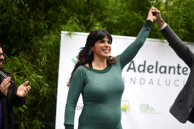 Teresa Rodríguez embarazos de los políticos