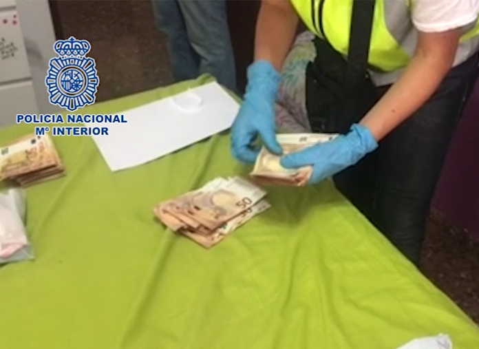 La Policía Nacional libera a 17 mujeres colombianas que eran explotadas sexualmente en Zaragoza
