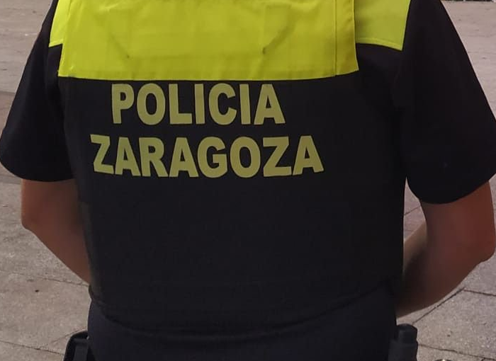 Un militar se suicida tras apuñalar a su pareja en plena calle en Zaragoza