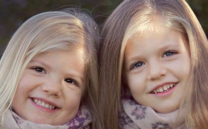Las felicitaciones navideñas de los Reyes desde el nacimiento de Leonor 6 Moncloa Reyes